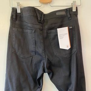 Black Volcom Liberator Leggings new with tags